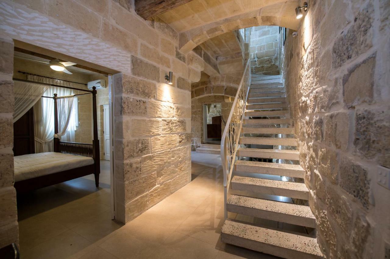 Zeppi'S Luxury Holiday Farmhouse With Private Pool Għarb Dış mekan fotoğraf